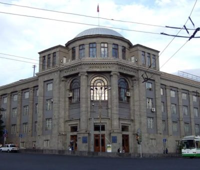 Երևանի Մխիթար Հերացու անվան պետական բժշկական համալսարանի (ԵՊԲՀ) գլխավոր մասնաշենքը