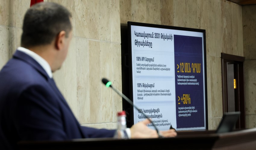 Հովհաննես Հովհաննիսյանը հինգ տարի ժամկետով ընտրվեց ԵՊՀ ռեկտորի պաշտոնում